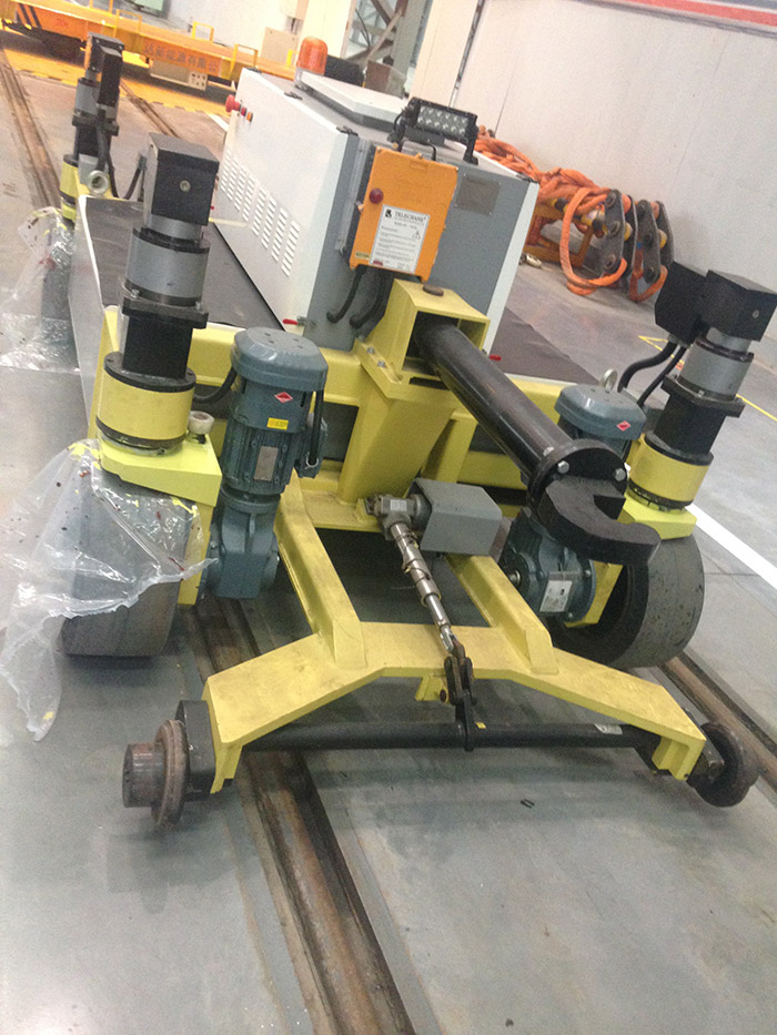 RPXQ-30T軌路兩用蓄電池牽引車(chē)